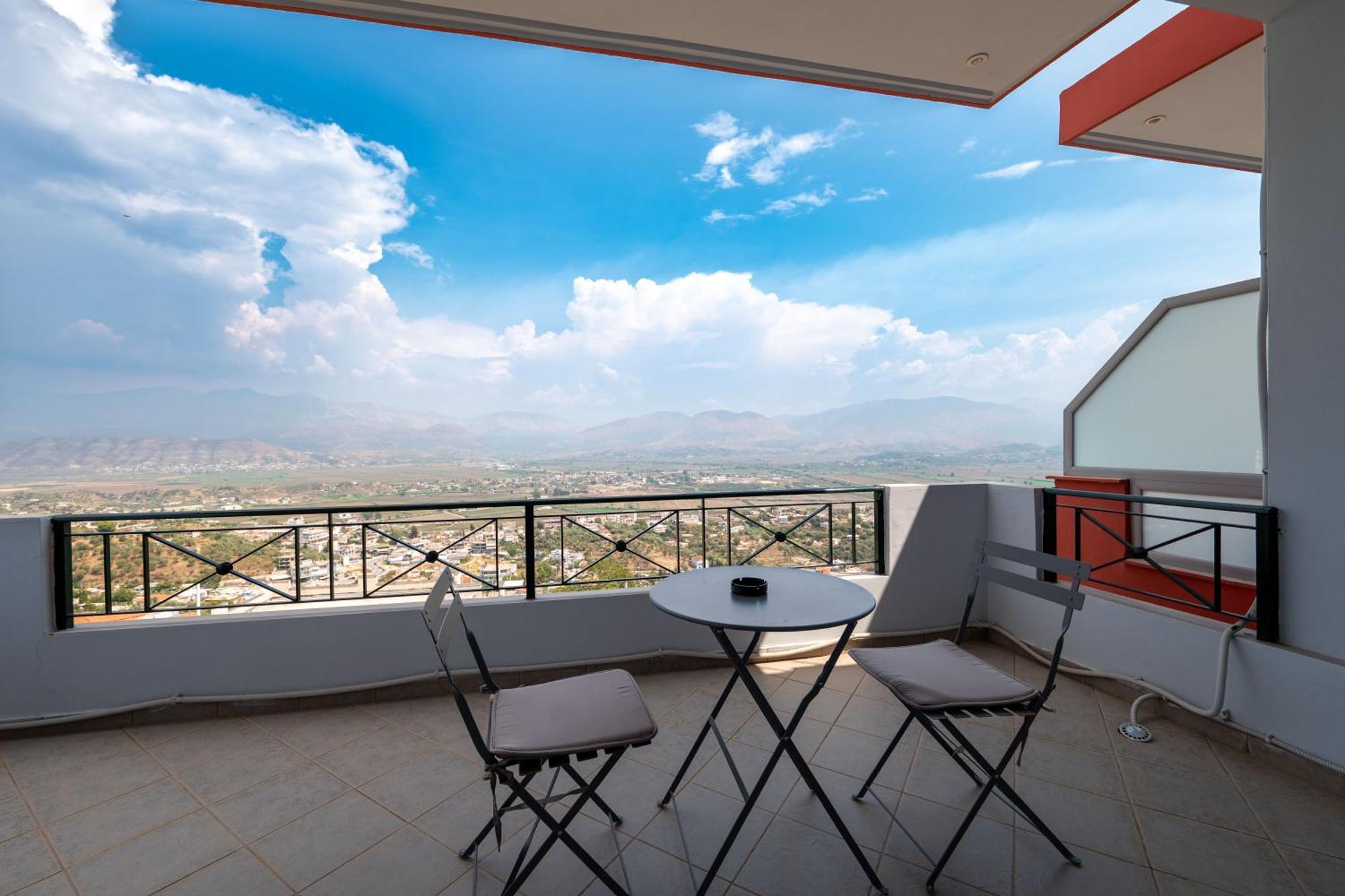 Vila Flamuri Sarandë Esterno foto