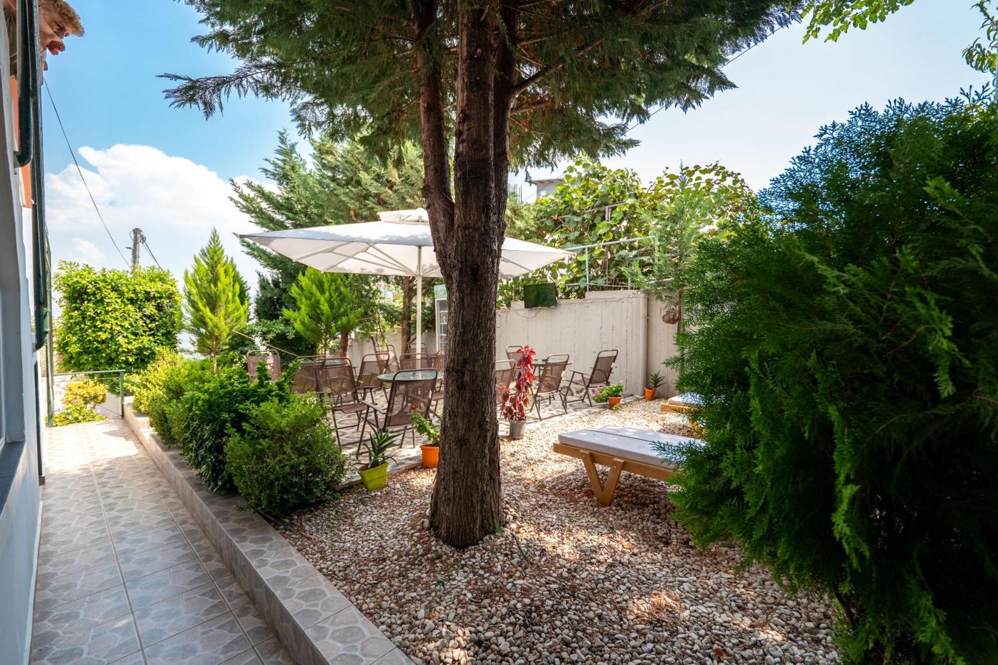 Vila Flamuri Sarandë Esterno foto