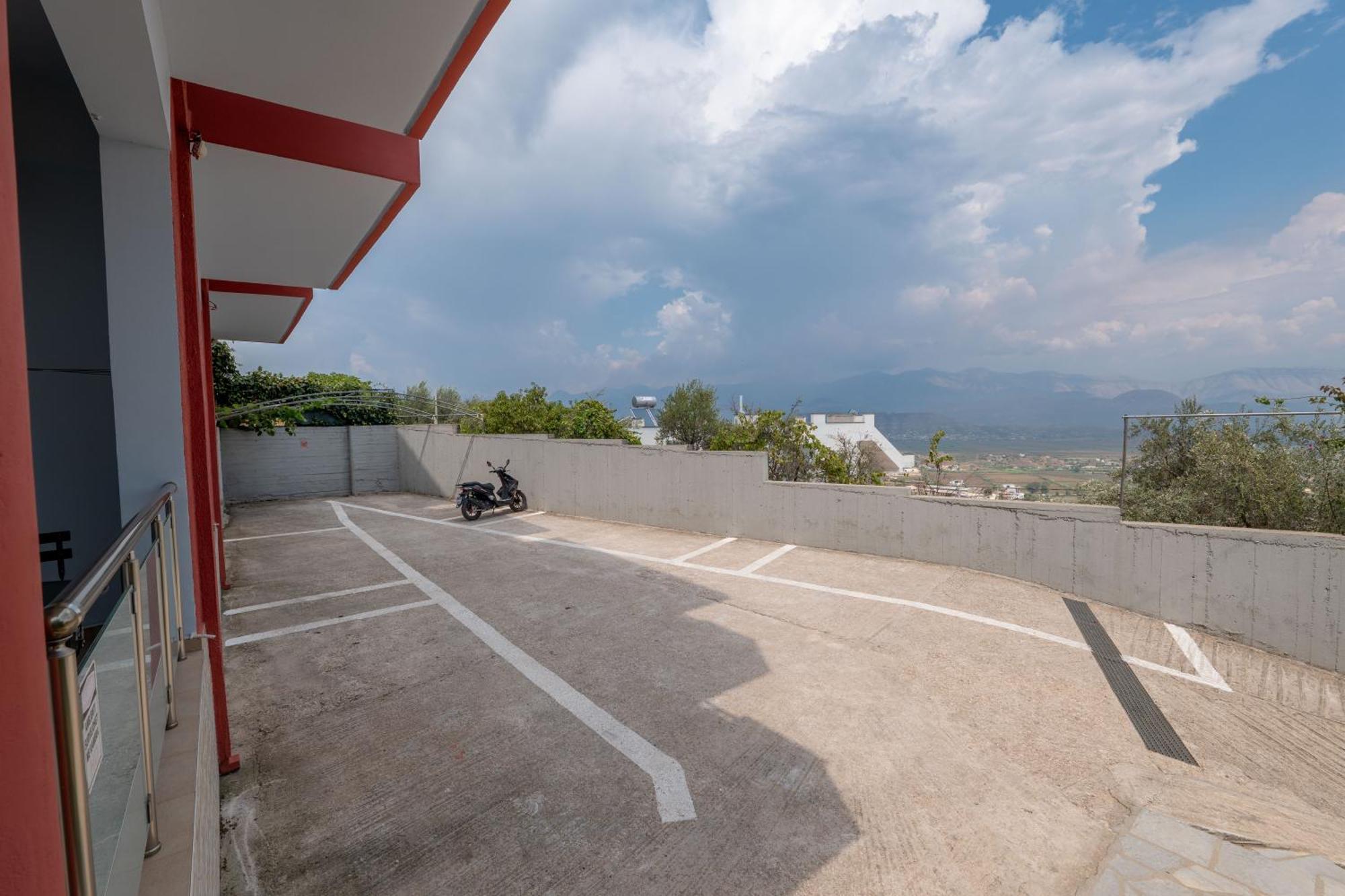Vila Flamuri Sarandë Esterno foto