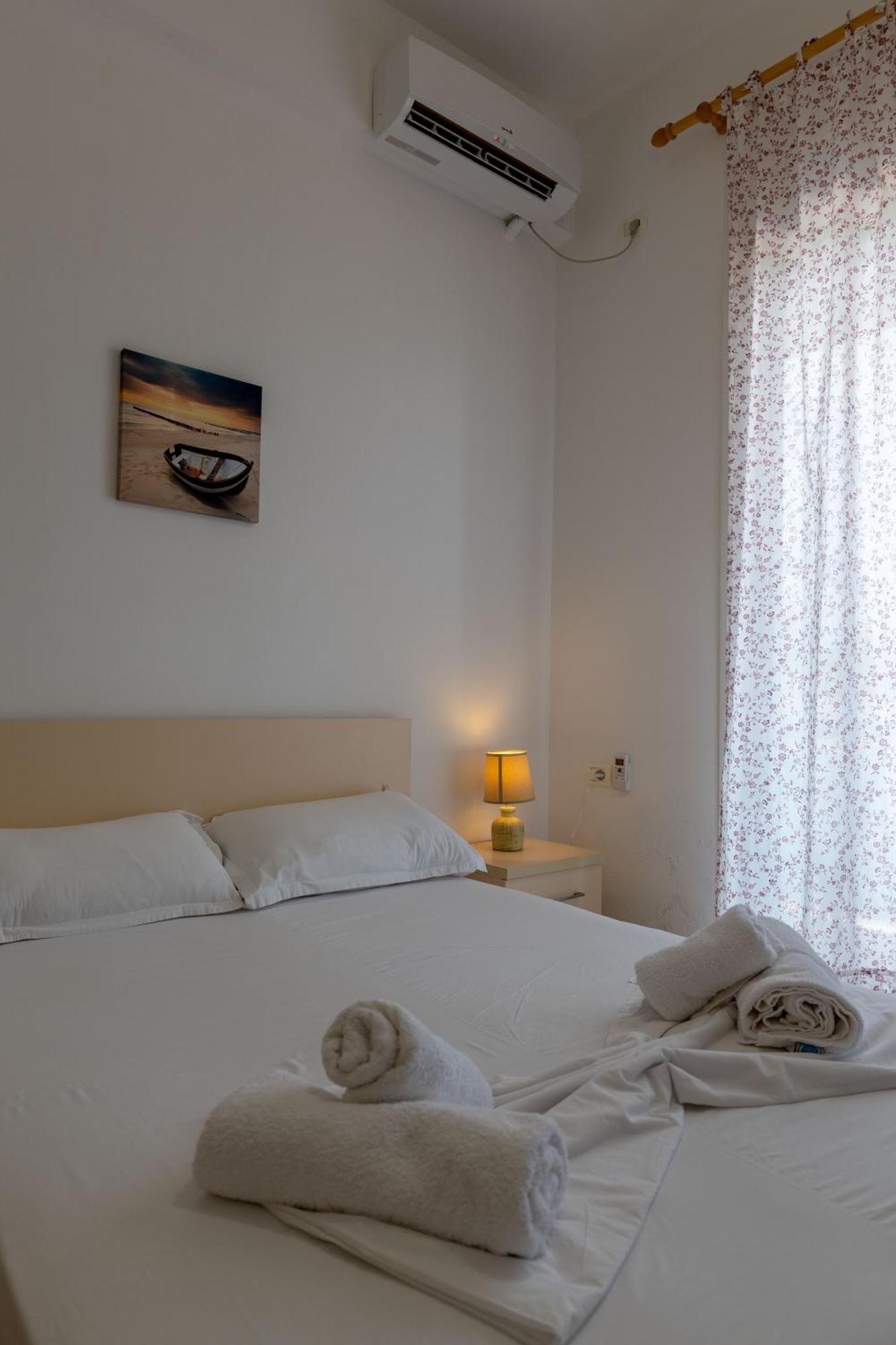 Vila Flamuri Sarandë Esterno foto
